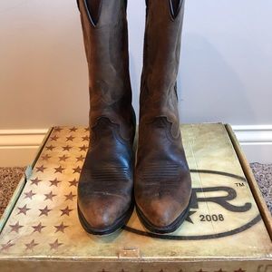 Cowboy Boots, Leather, Perfectly Distressed!